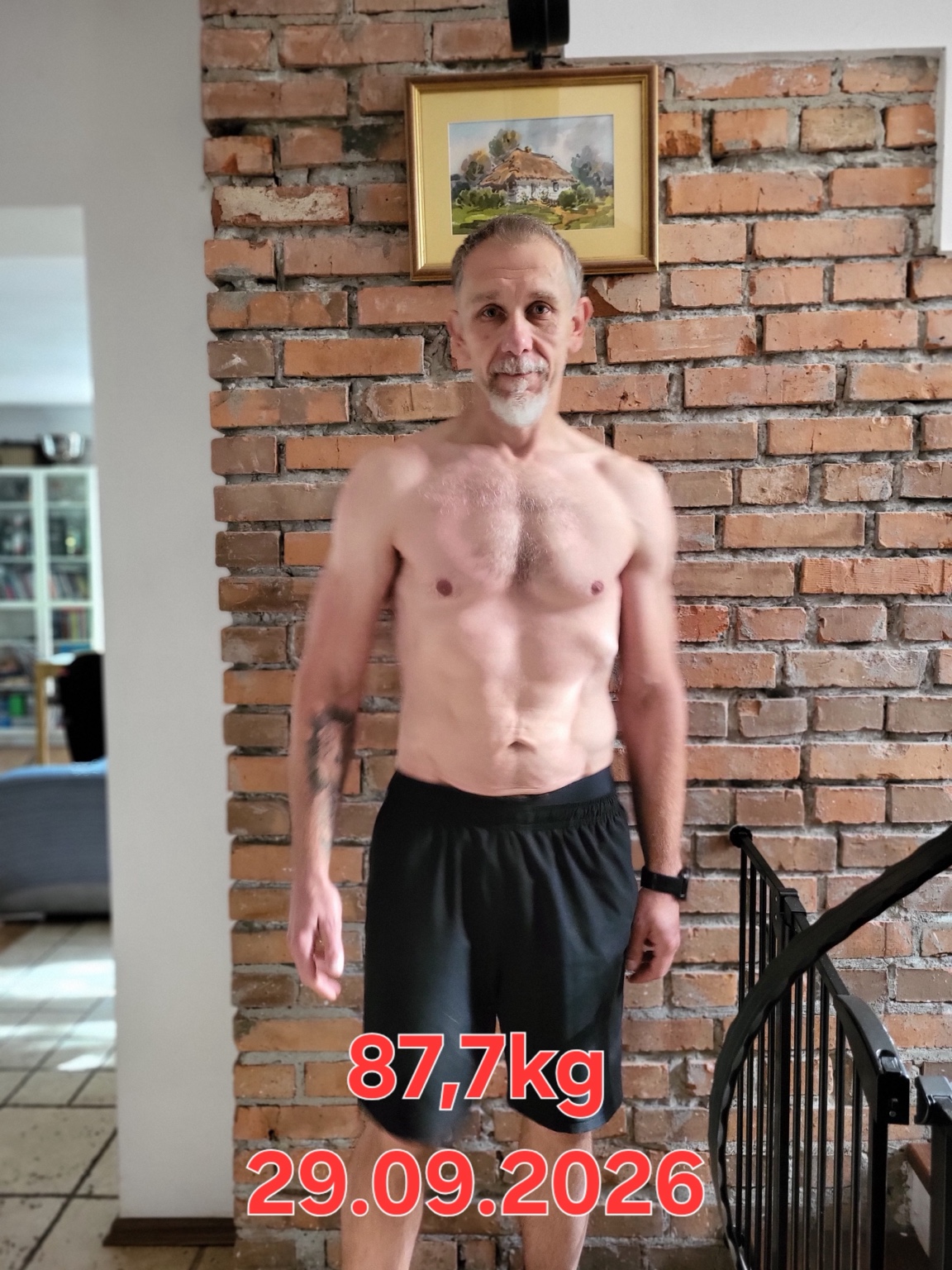 Oryginalne zdjęcie Przemka po redukcji, z jego podpisem: 87,7 kg, 29 września 2026